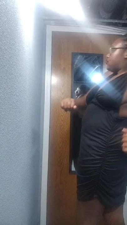 Dancin To Sean Paul Mature Mature Porn Feat Dutty And Issy By FapHouse XHamster