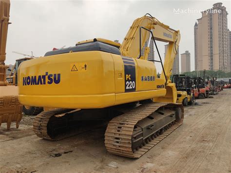 Komatsu PC220 7 Excavator From Japan And Komatsu Pc205 Tracked