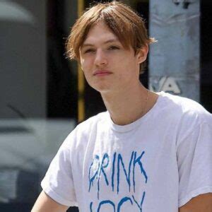Mingus Reedus Bio, Net Worth, Age, Relationship, Height, Ethnicity
