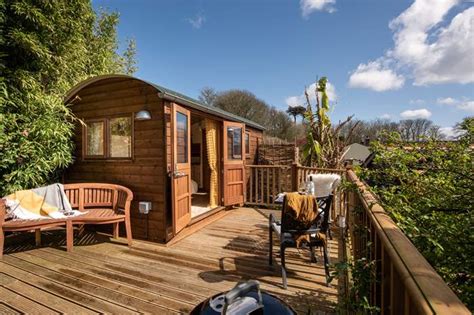 Glamping in the UK | Luxury Camping Breaks