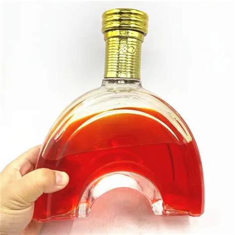 Most Popular Style Custom Logo Empty Glass Liquor Bottle Vodka Bottle