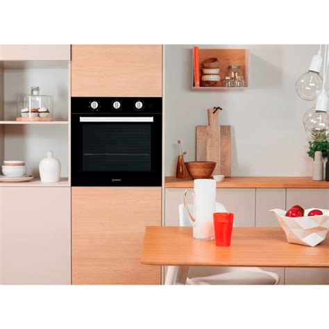 Купить духовой шкаф IFW 6530 BL в официальном магазине Indesit