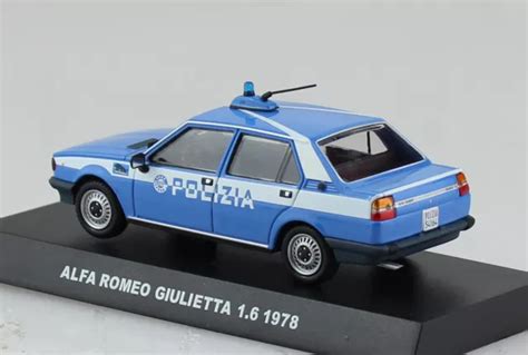 Alfa Romeo Giulietta Polizia Polizei Italien Modellauto