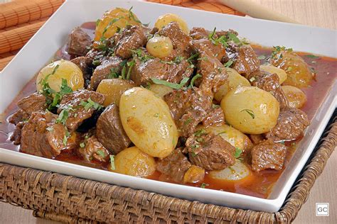 Receitas De Picadinho De Carne Para Um Almo O R Pido E Saboroso