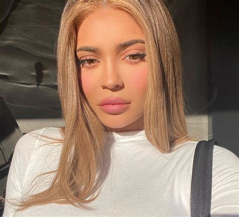 Kylie Jenner Impacta En TikTok Con Twerking En Bikini Fama