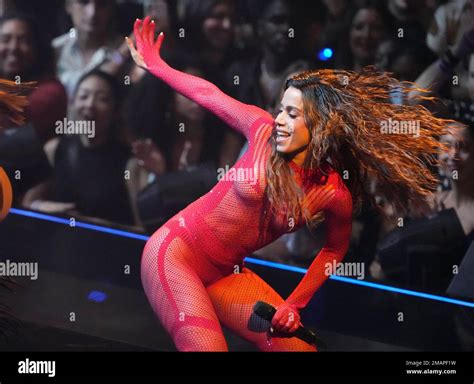 Anitta Performs Envolver At The Mtv Video Music Awards At The