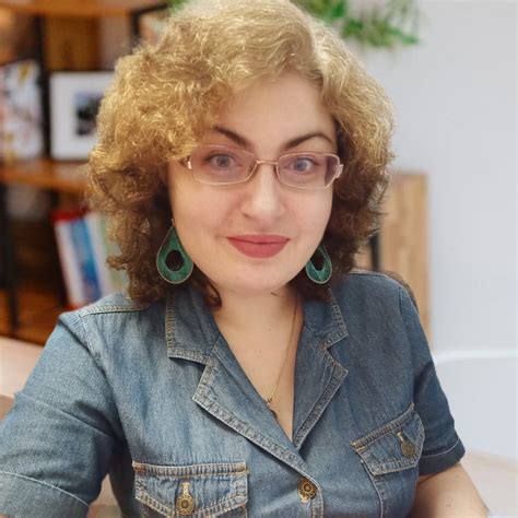 Russian Voice School. Russian Online Lessons with a Native Teacher Lydia