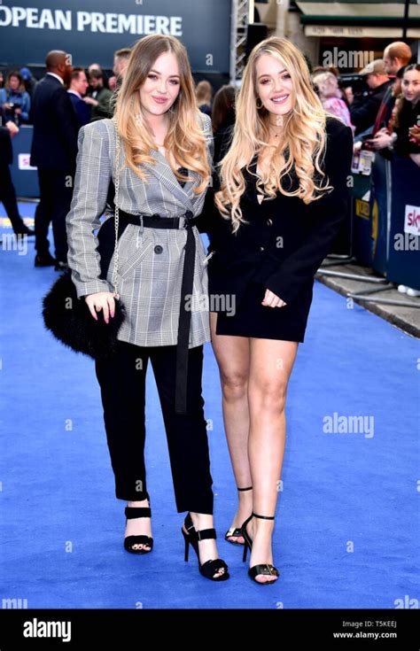 Hot Sexy Lydia Connell Bikini Pics