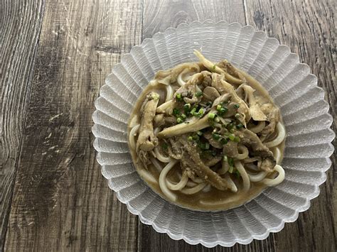 舞茸の冷やしゴマだれうどん 週末シェフの家呑みレシピ