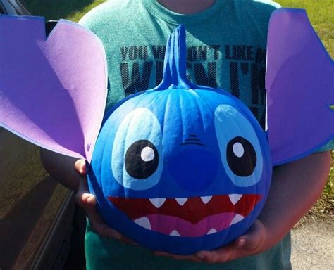 Stitch pumpkin 🎃 | Book character pumpkins, Halloween pumpkins painted ...