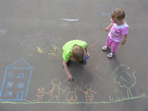 Creative Sidewalk Chalk Drawing Ideas For Kids And Photos