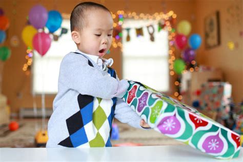 Five Fun Ways to Celebrate the Birth of Your First Child