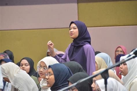 Taklimat Perpustakaan Cendekiawan Uitm Cawangan Terengganu Kepada