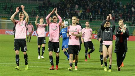 Perché lo slittamento dei playoff conviene al Palermo Ecco i motivi