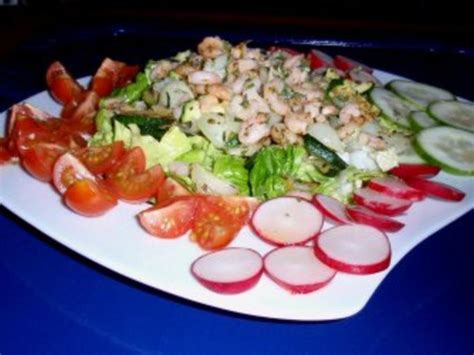 Bunter Salat Mit Tiefsee Garnelen Rezept Kochbar De