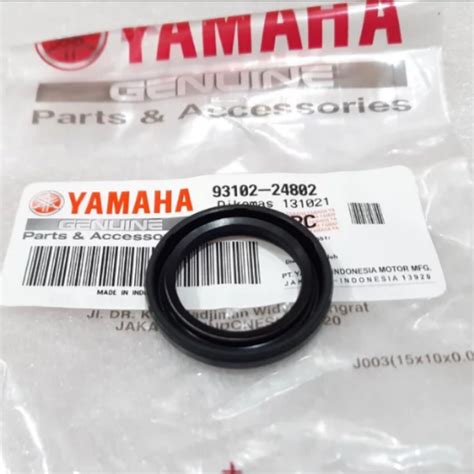 Original Yamaha Crankshaft Oil Seal Pulley Side For Aerox