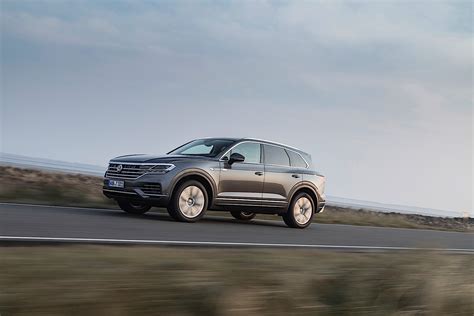 2020 Volkswagen Touareg Gets Top Of The Range V8 TDI Starts At 89 825