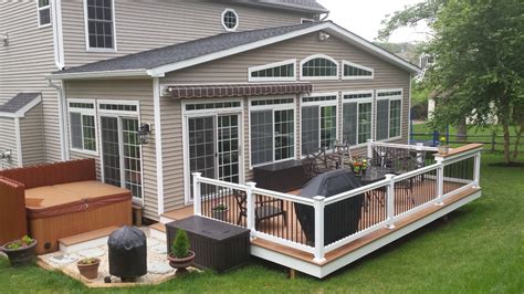 Sunroom Addition And Deck Traditional Deck Baltimore By Elite Decks And Home Remodeling