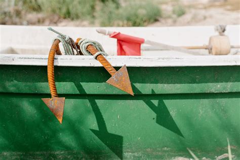 Anchor on Boat | Free Stock Image - Barnimages