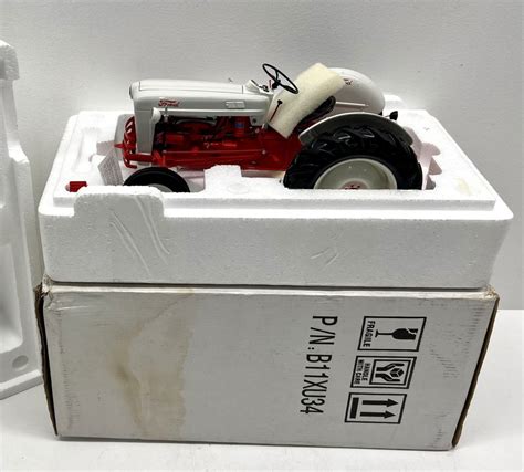 Franklin Mint Ford Model 1953 Tractor 0189 On Jan 21 2023
