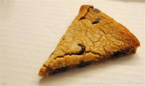 Review Papa Johns Mega Chocolate Chip Cookie The Impulsive Buy