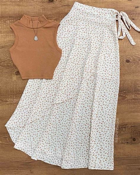 Saia Envelope Nude Off Estampa Florzinha VemQueVeste Moda e Acessórios