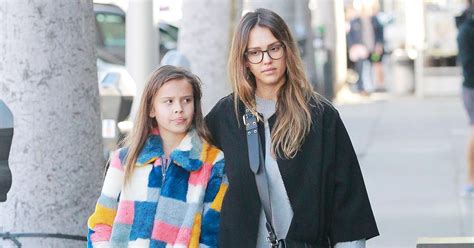 Jessica Alba Explains Why She Goes To Therapy With Daughter Honor