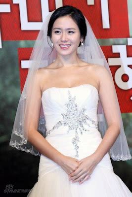 Merlion Cafe Talk Alluring Son Ye Jin In Wedding Gown Photos Hot Sex