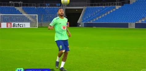 Neymar domina el balón desde 35m de altura consignastdf ar