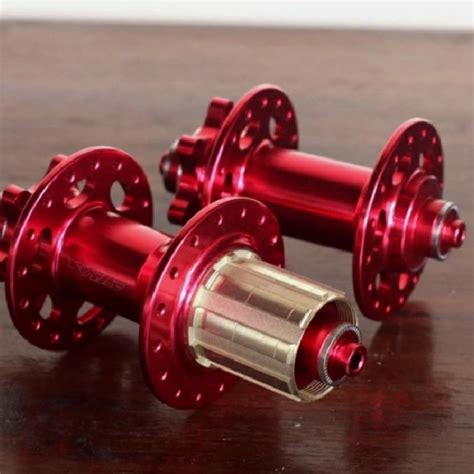 Jual HUB SEPEDA FREEHUB 32 HOLE RAZE 6 BOLT PRO 4 BEARING ORI BUNYI