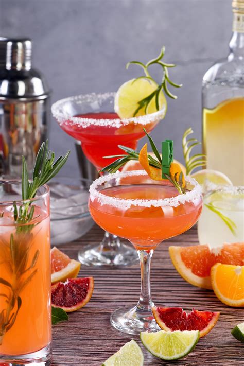 Understanding The Basics Of Cocktail And Mocktail Differences