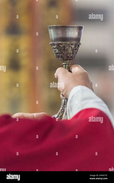 Eucaristia O Calice Della Santa Comunione Immagini E Fotografie Stock