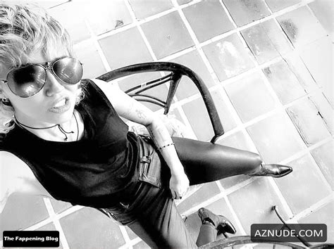 Miley Cyrus Sexy And Hot Photos Collection Aznude