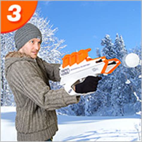 Snowball blaster, снежный бластер, рогатка для снежков.