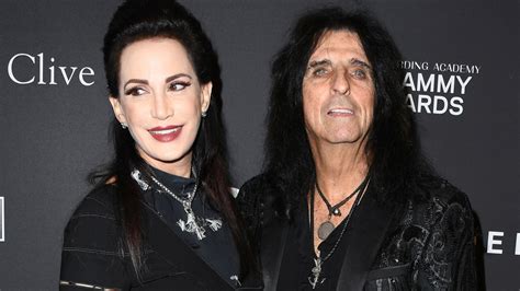 Alice Cooper Doesnt Have A Suicide Pact With His Wife