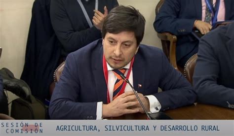 Consejero Denunci En El Congreso Que Peque Os Agricultores