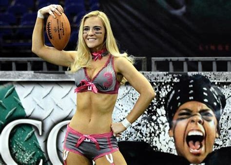 Las jugadoras más sensuales de la Lingerie Football League