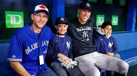 No Explanation Needed For This Magical Photo Torontobluejays