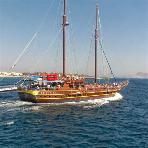Turkish Tour Boat On The Aegean Sea Aegean Sea Bodrum Beach