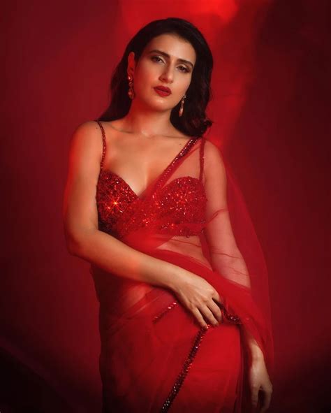 Fatima Sana Shaikh S Red Hot Avatar In Sheer Saree With Tiny Bralette Raised The Heat SpideyPosts