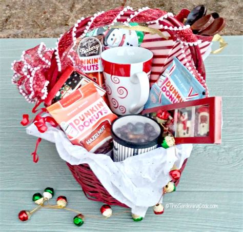 Coffee Lovers T Basket A Personal T