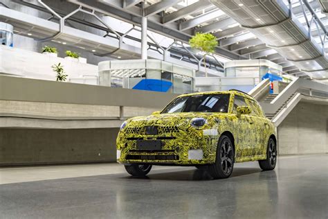 mini countryman  electric