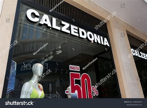 229 Calzedonia store Images, Stock Photos & Vectors | Shutterstock