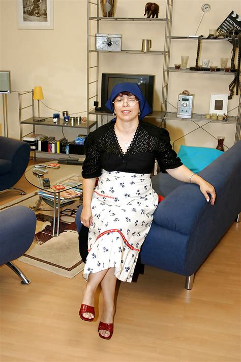 Fatty Granny With Flabby Tits And Ample Ass Getting Naked Porn Pictures XXX Photos Sex Images