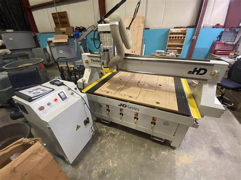 Technocnc X Cnc Router With Vacuum Hold Down Pump And Dust Collector