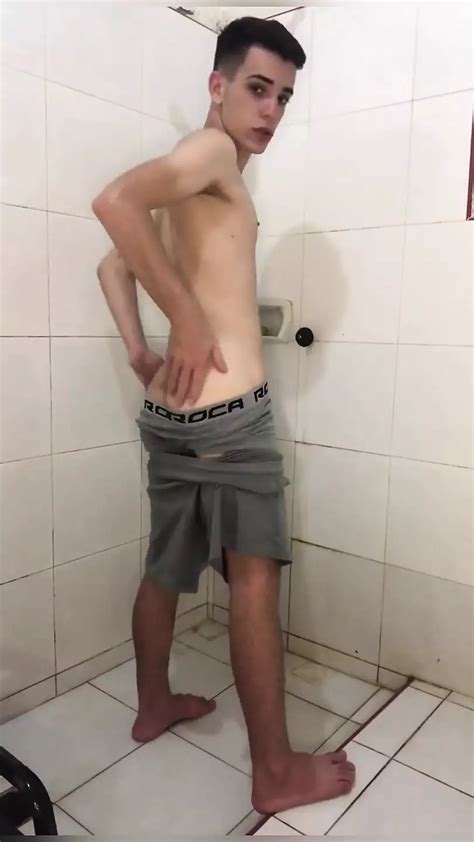 Ich Ficke Mich Mit Einem Dildo Unter Der Dusche Xhamster