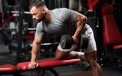 One Arm Dumbbell Row To Build Your Back And Biceps A Lean Life