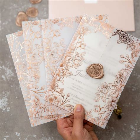 Du Papier Calque Pour Les Invitations De Mariage Jolis Mod Les