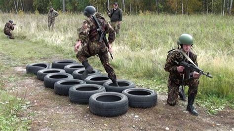 Военно-спортивная эстафета в Солнечной долине - YouTube