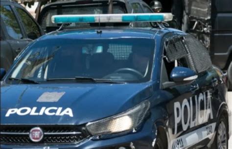 Mendoza Policías héroes auxiliaron a un bebé de 11 meses que no podía